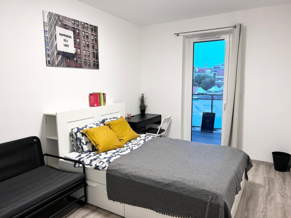 בודפשט New 2022 Family&Friends Downtown Ac 3Br 2Ba Free Parking Big Balcony Near Metro&Train Station Self Check-In Apt מראה חיצוני תמונה