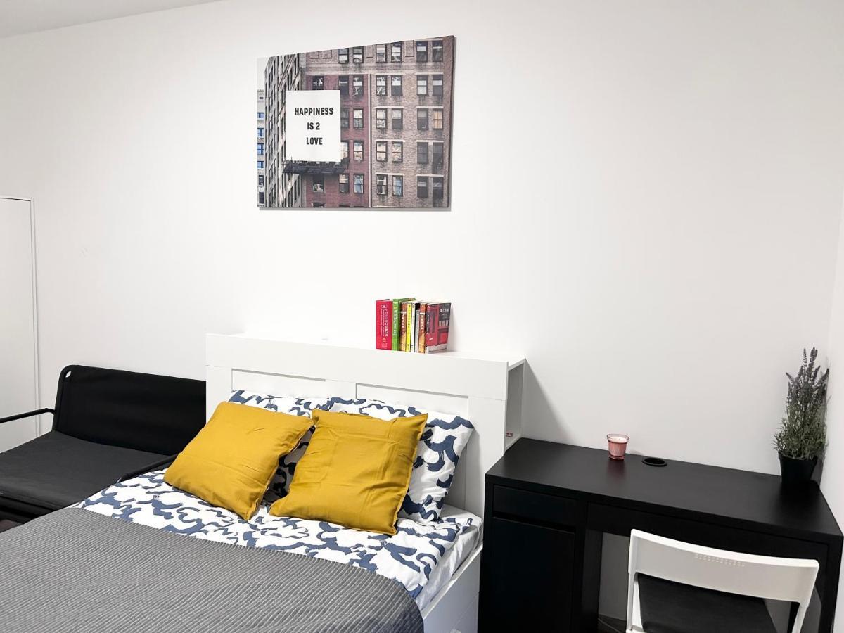 בודפשט New 2022 Family&Friends Downtown Ac 3Br 2Ba Free Parking Big Balcony Near Metro&Train Station Self Check-In Apt מראה חיצוני תמונה
